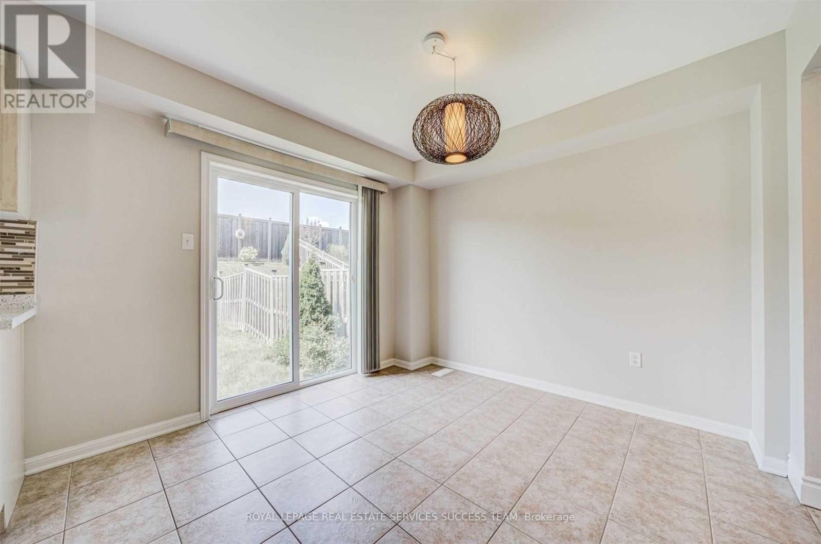 1138 Bonin Crescent, Milton, Ontario  L9T 0B2 - Photo 16 - W12483133
