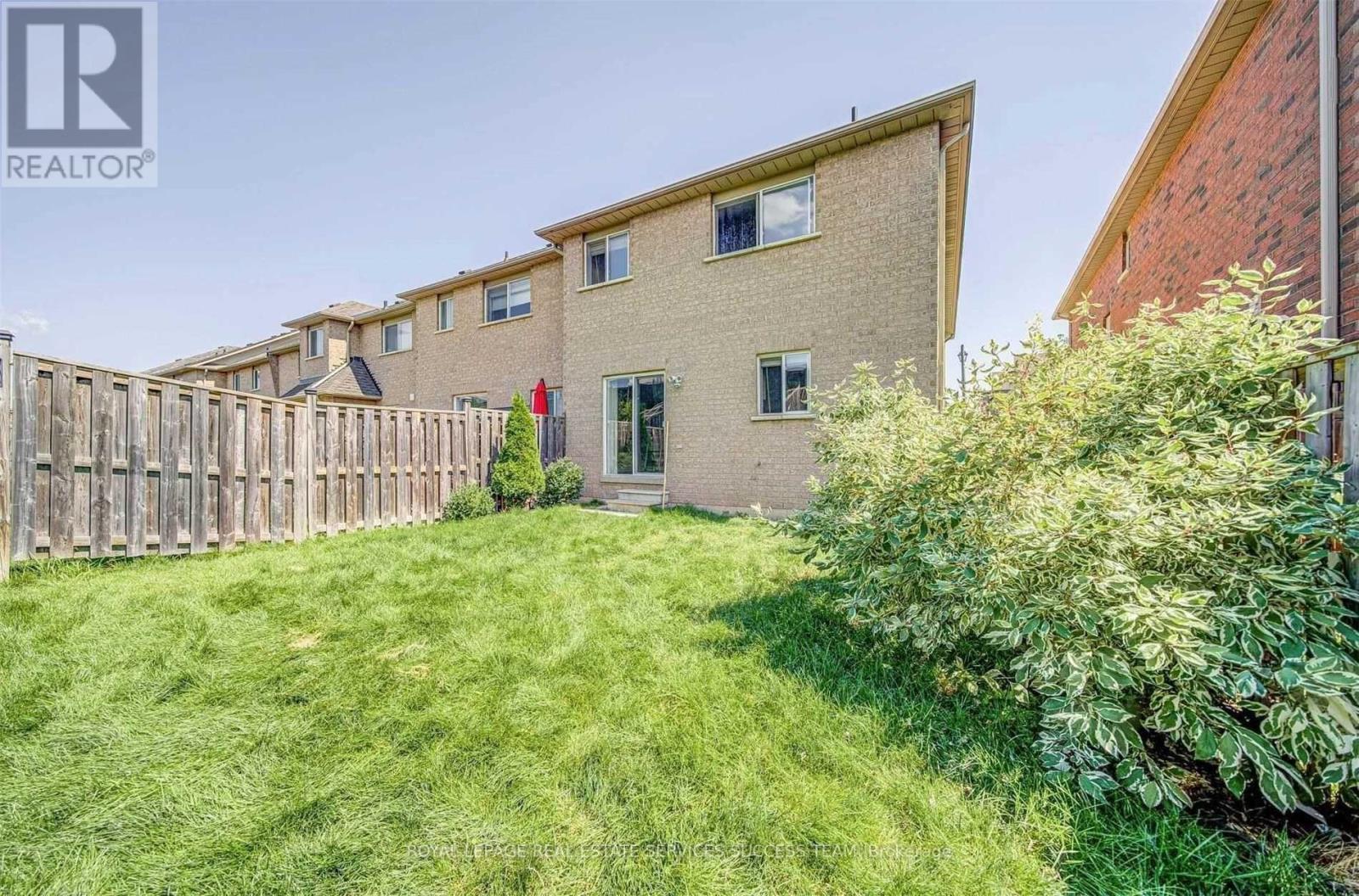 1138 Bonin Crescent, Milton, Ontario  L9T 0B2 - Photo 38 - W12483133