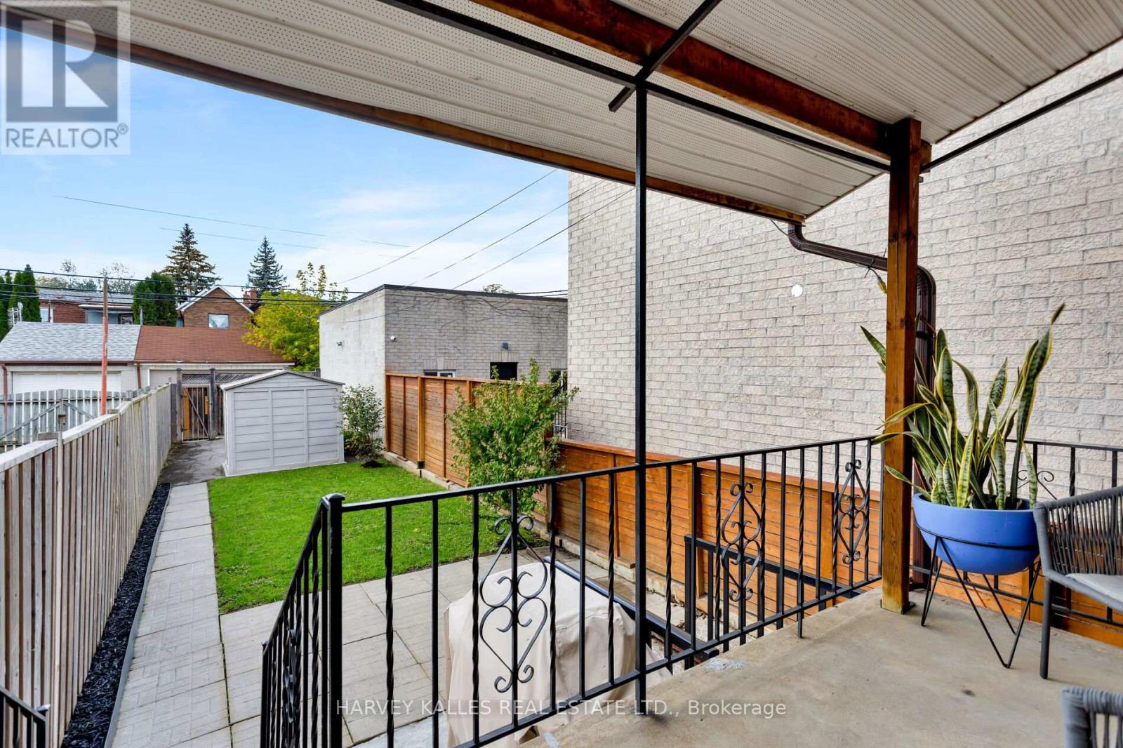 380a Westmoreland Avenue, Toronto, Ontario  M6H 3A7 - Photo 16 - W12483185