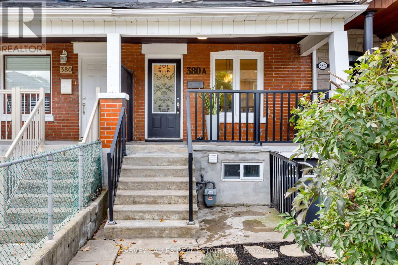 380a Westmoreland Avenue, Toronto, Ontario  M6H 3A7 - Photo 3 - W12483185