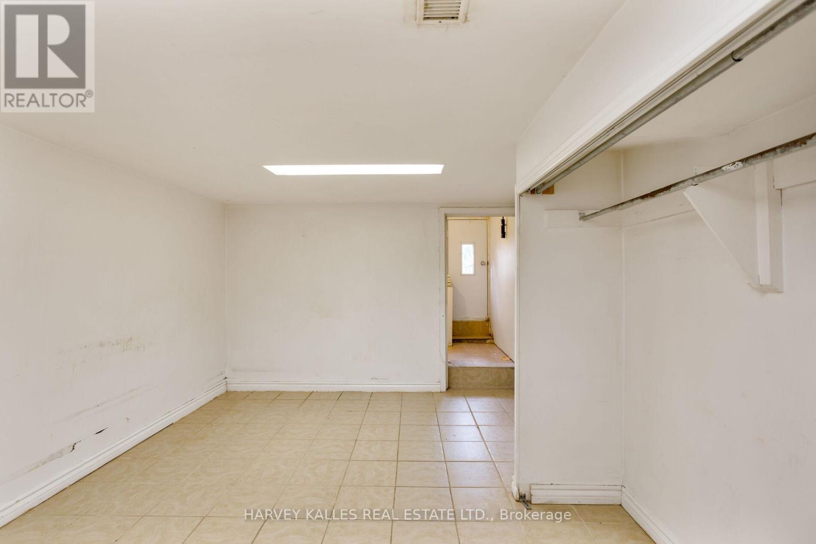 380a Westmoreland Avenue, Toronto, Ontario  M6H 3A7 - Photo 35 - W12483185
