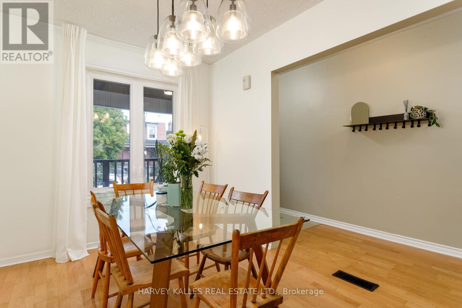 380a Westmoreland Avenue, Toronto, Ontario  M6H 3A7 - Photo 6 - W12483185