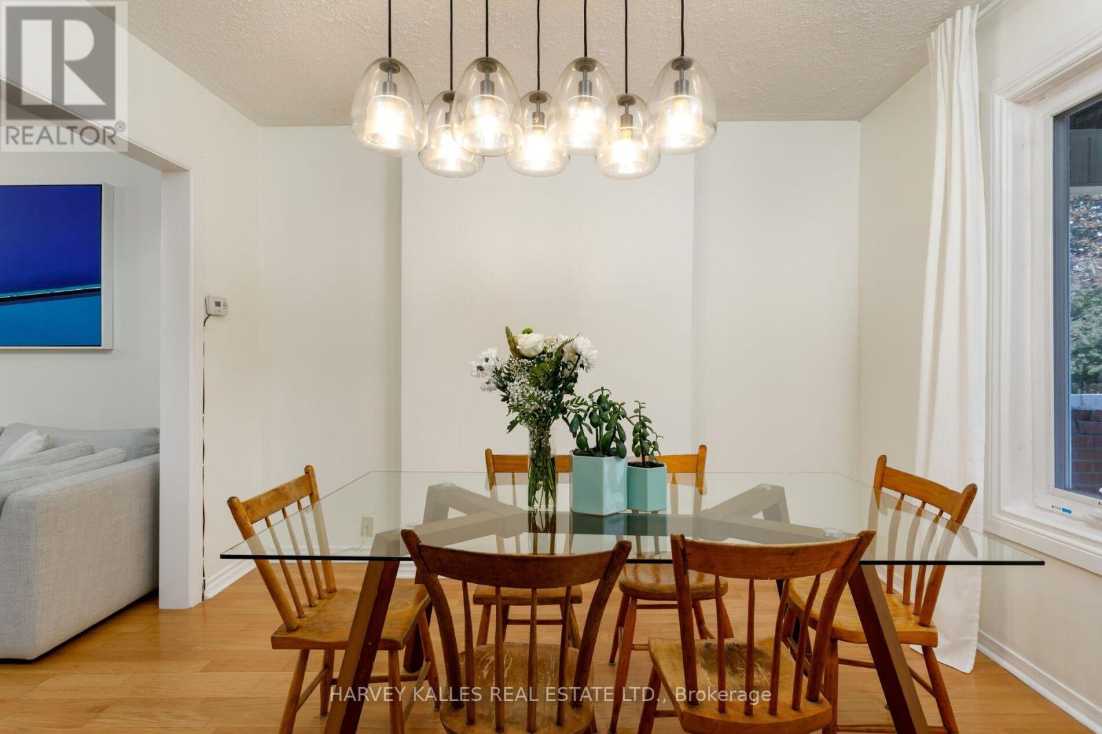 380a Westmoreland Avenue, Toronto, Ontario  M6H 3A7 - Photo 7 - W12483185