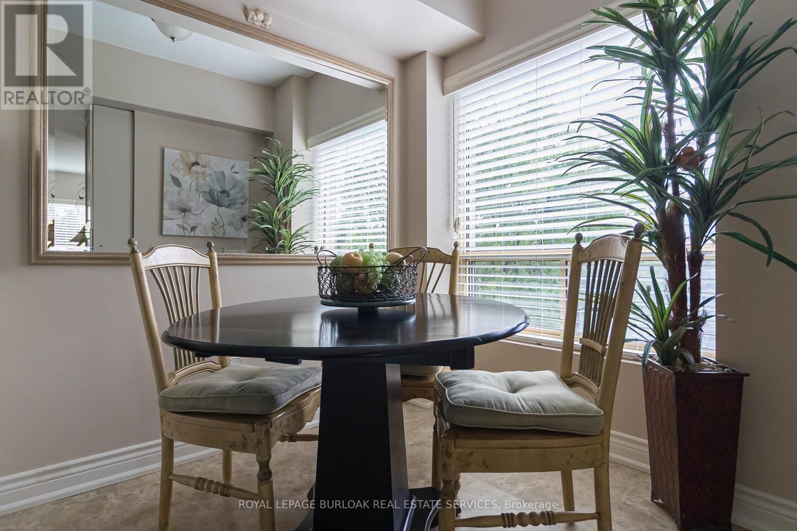 305 - 3497 Upper Middle Road, Burlington, Ontario  L7M 4T6 - Photo 12 - W12483200