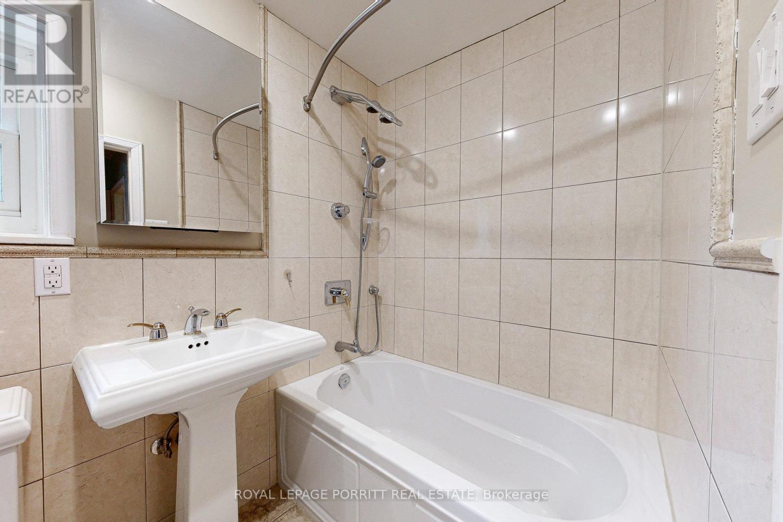 30 Thirtieth Street, Toronto, Ontario  M8W 3B6 - Photo 15 - W12483206