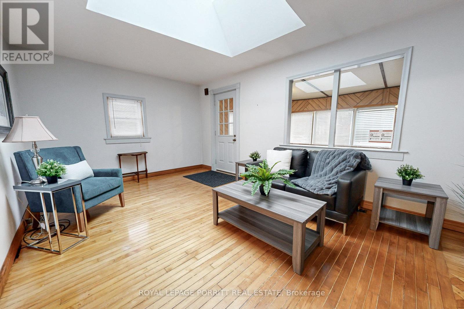 30 Thirtieth Street, Toronto, Ontario  M8W 3B6 - Photo 4 - W12483206