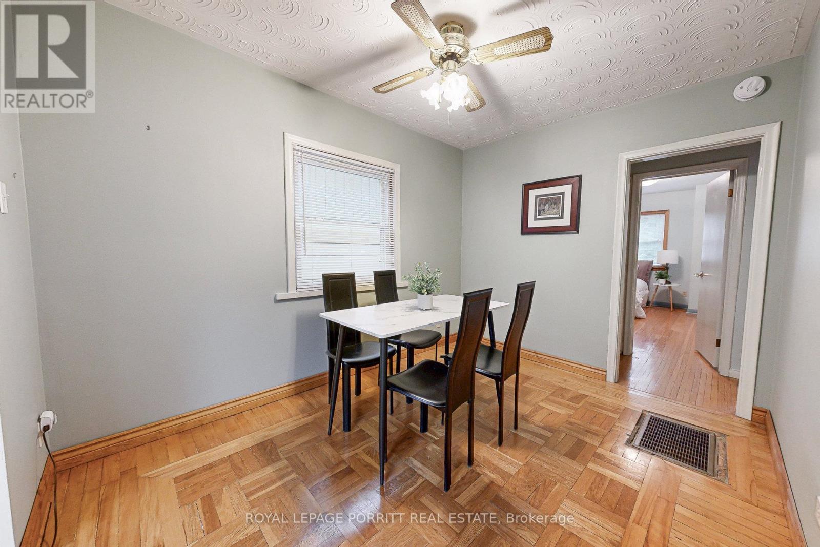 30 Thirtieth Street, Toronto, Ontario  M8W 3B6 - Photo 7 - W12483206