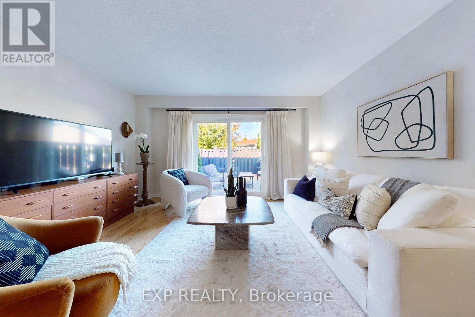 28 - 6699 Falconer Drive, Mississauga, Ontario  L5N 2E3 - Photo 4 - W12483210