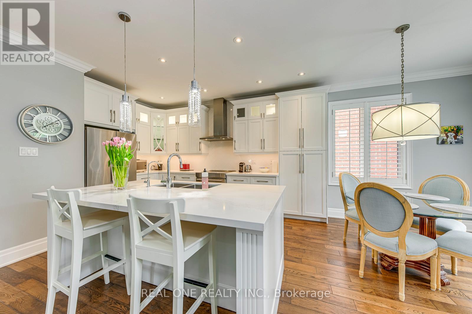 1205 Kestell Boulevard, Oakville, Ontario  L6H 0A9 - Photo 13 - W12483219