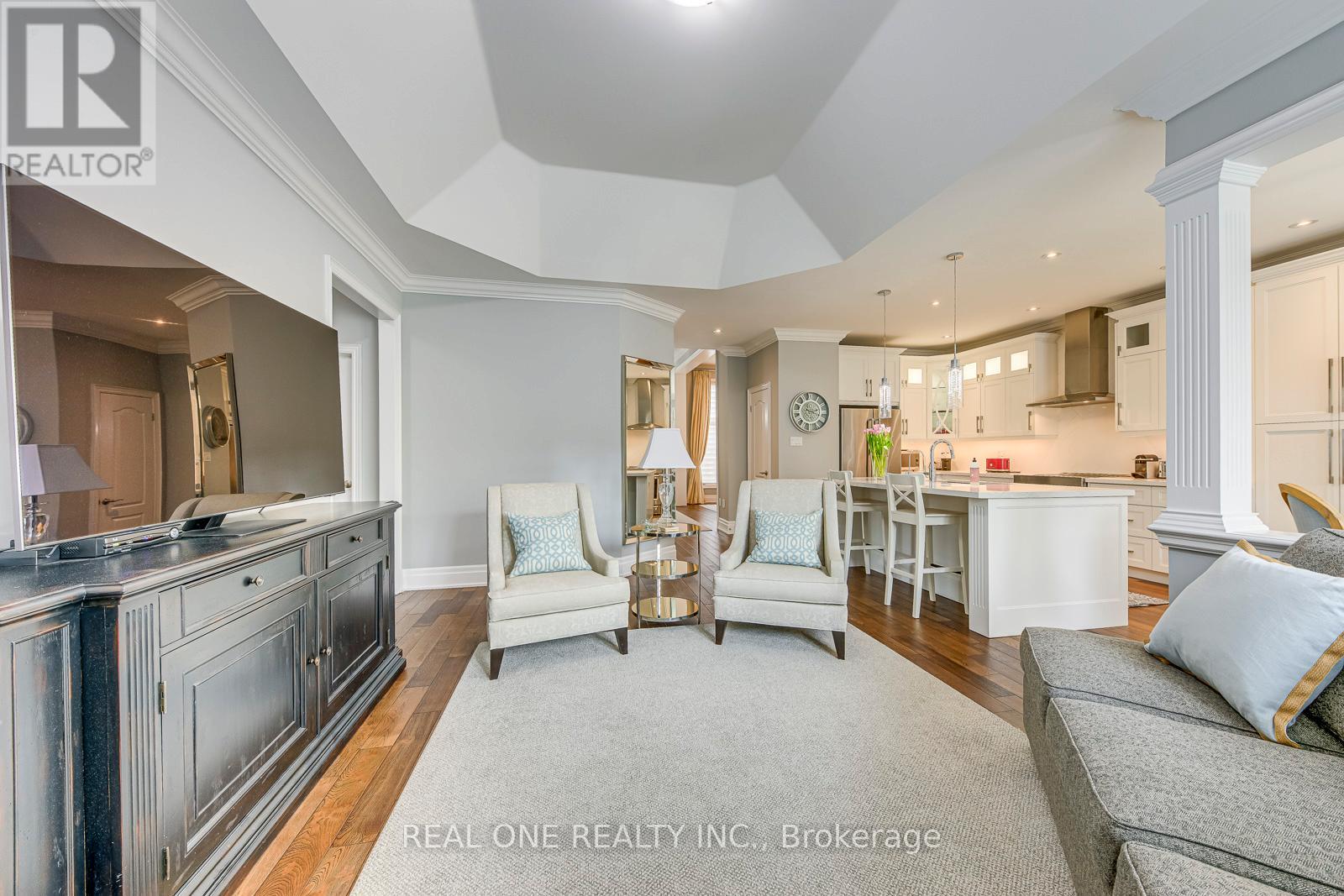 1205 Kestell Boulevard, Oakville, Ontario  L6H 0A9 - Photo 22 - W12483219