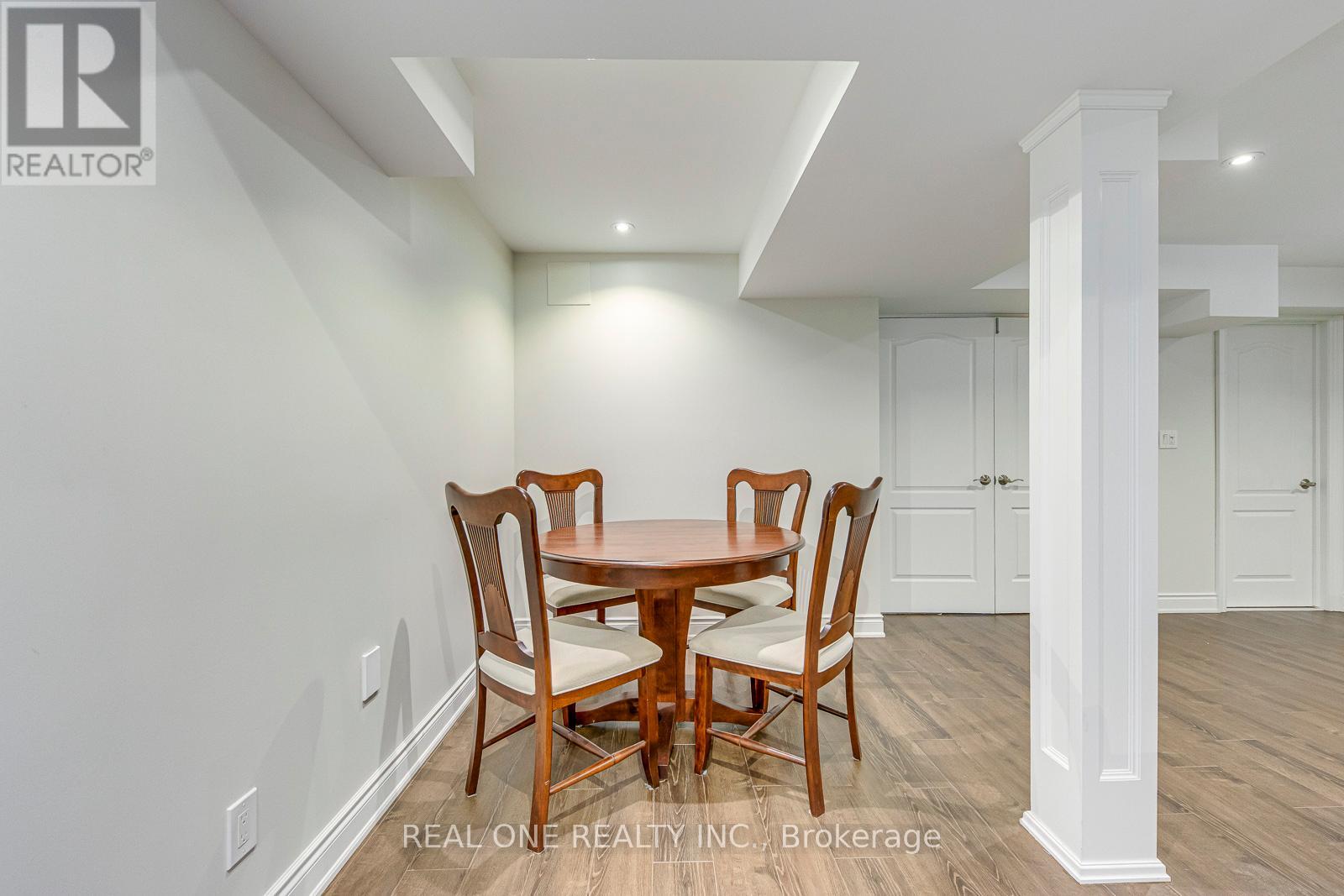1205 Kestell Boulevard, Oakville, Ontario  L6H 0A9 - Photo 38 - W12483219