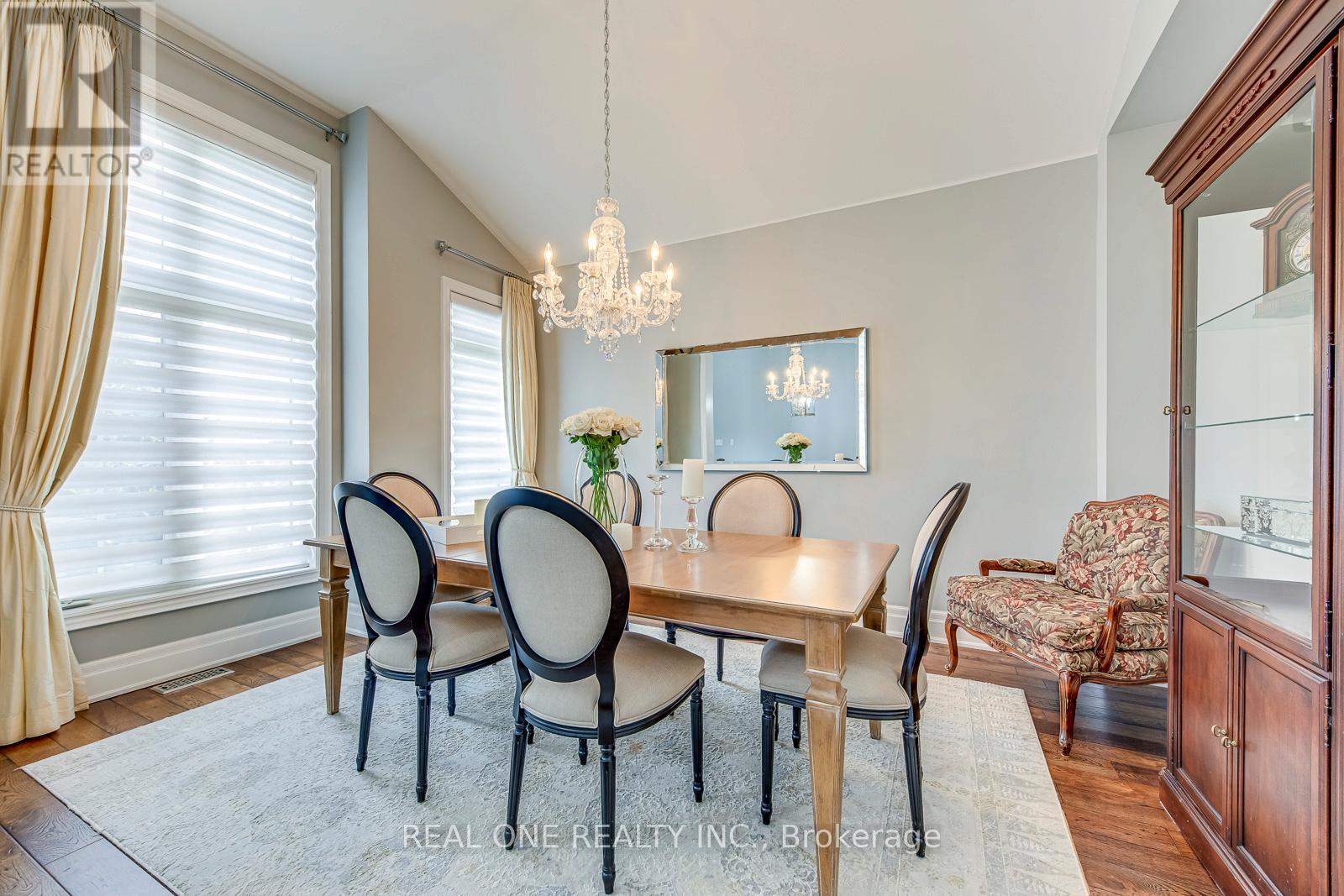 1205 Kestell Boulevard, Oakville, Ontario  L6H 0A9 - Photo 9 - W12483219