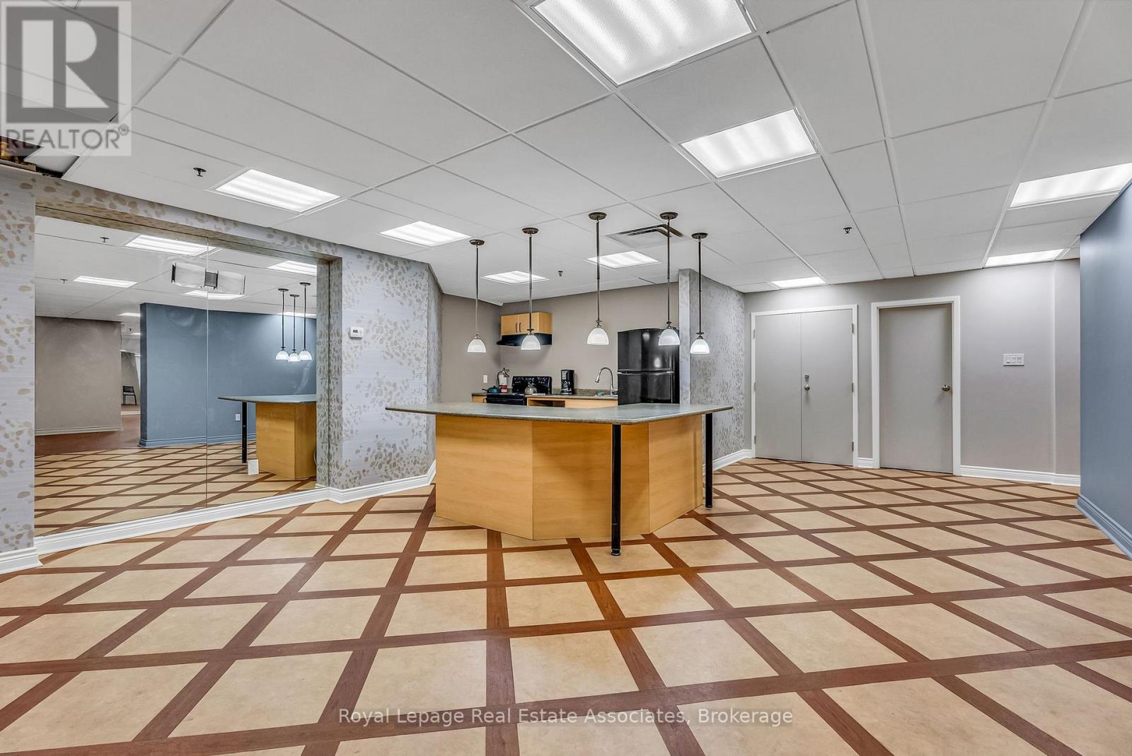 1907 - 234 Albion Road, Toronto, Ontario  M9W 6A5 - Photo 42 - W12483226