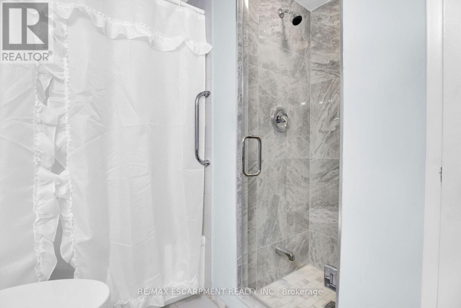 306 - 75 King Street E, Mississauga (Cooksville), Ontario  L5A 4G5 - Photo 20 - W12483229