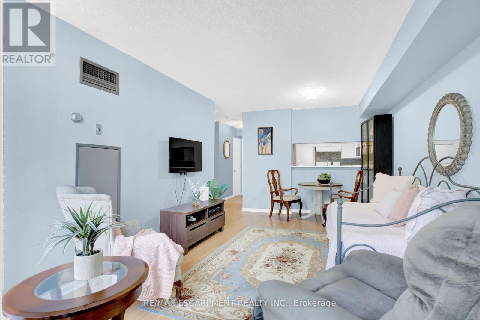 306 - 75 King Street E, Mississauga, Ontario  L5A 4G5 - Photo 28 - W12483229
