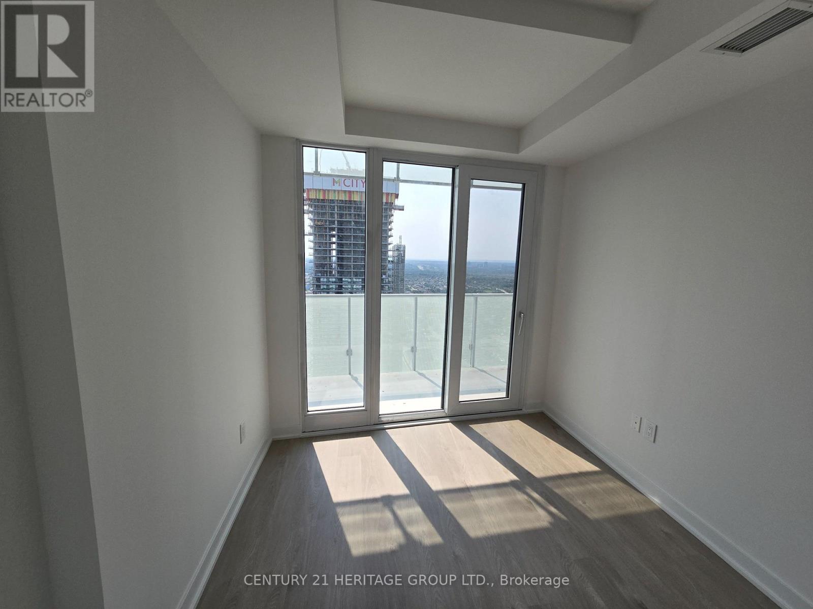 4008 - 3900 Confederation Parkway, Mississauga, Ontario  L5B 3J1 - Photo 15 - W12483230