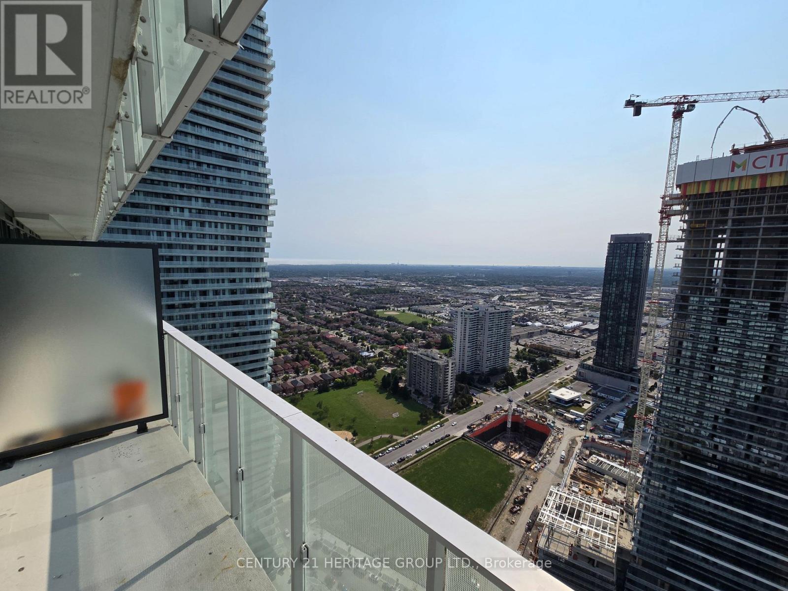 4008 - 3900 Confederation Parkway, Mississauga, Ontario  L5B 3J1 - Photo 8 - W12483230