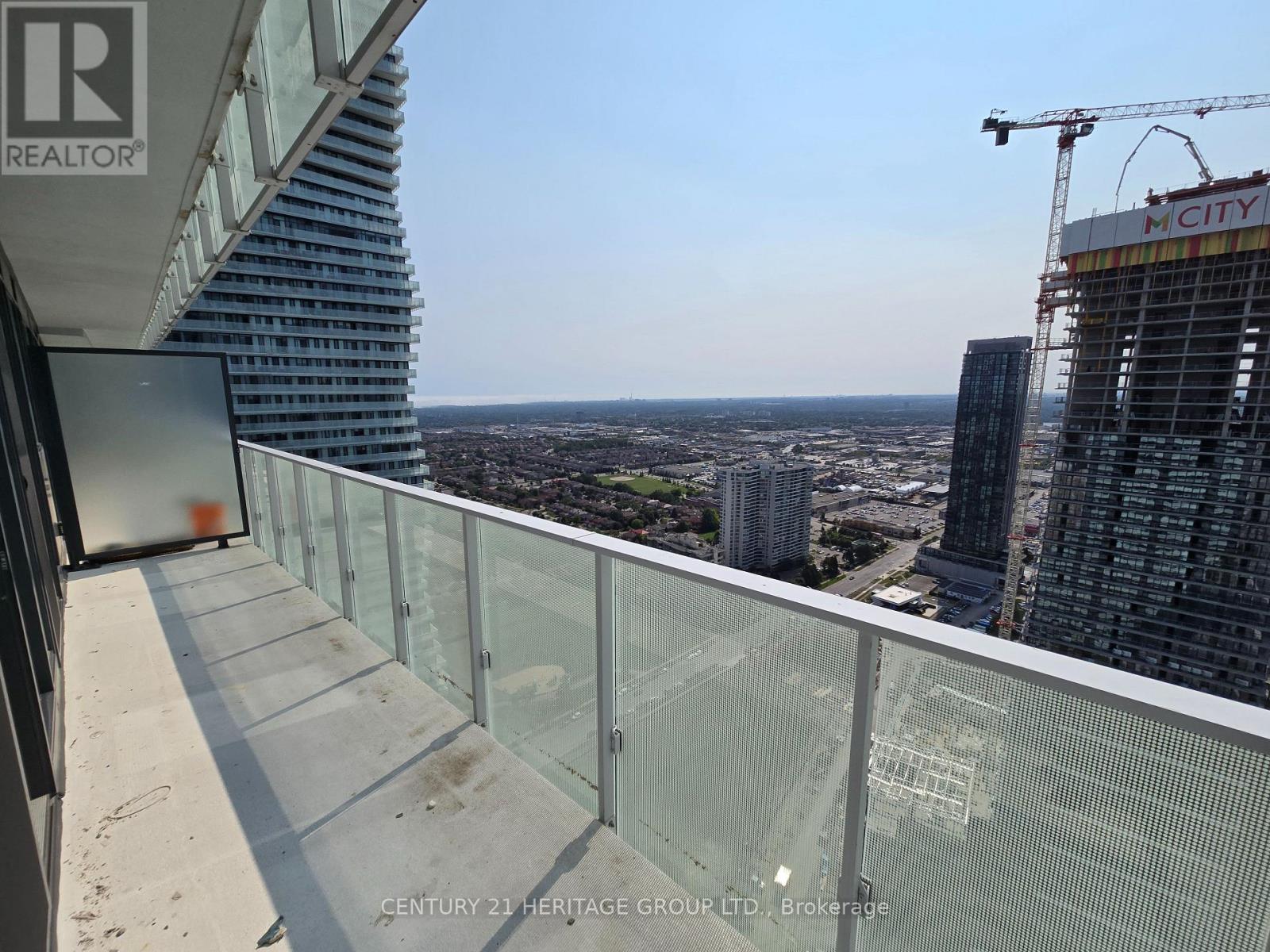 4008 - 3900 Confederation Parkway, Mississauga, Ontario  L5B 3J1 - Photo 9 - W12483230