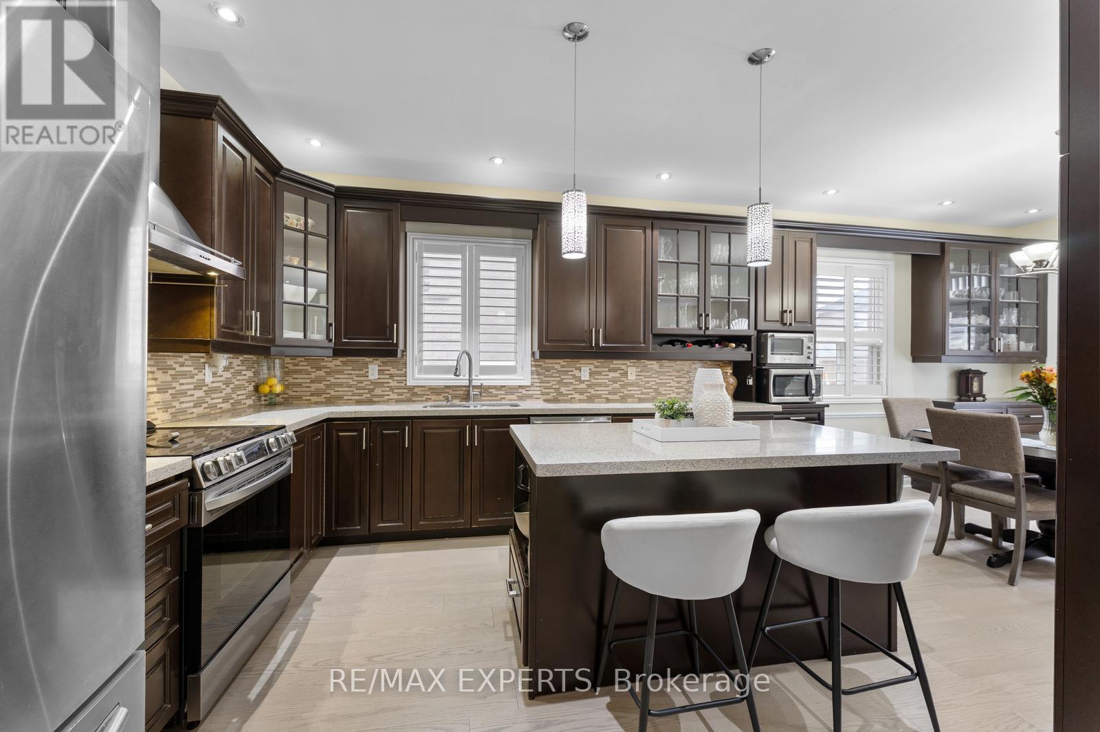 14 Plateau Drive, Brampton, Ontario  L6R 3G5 - Photo 10 - W12483231