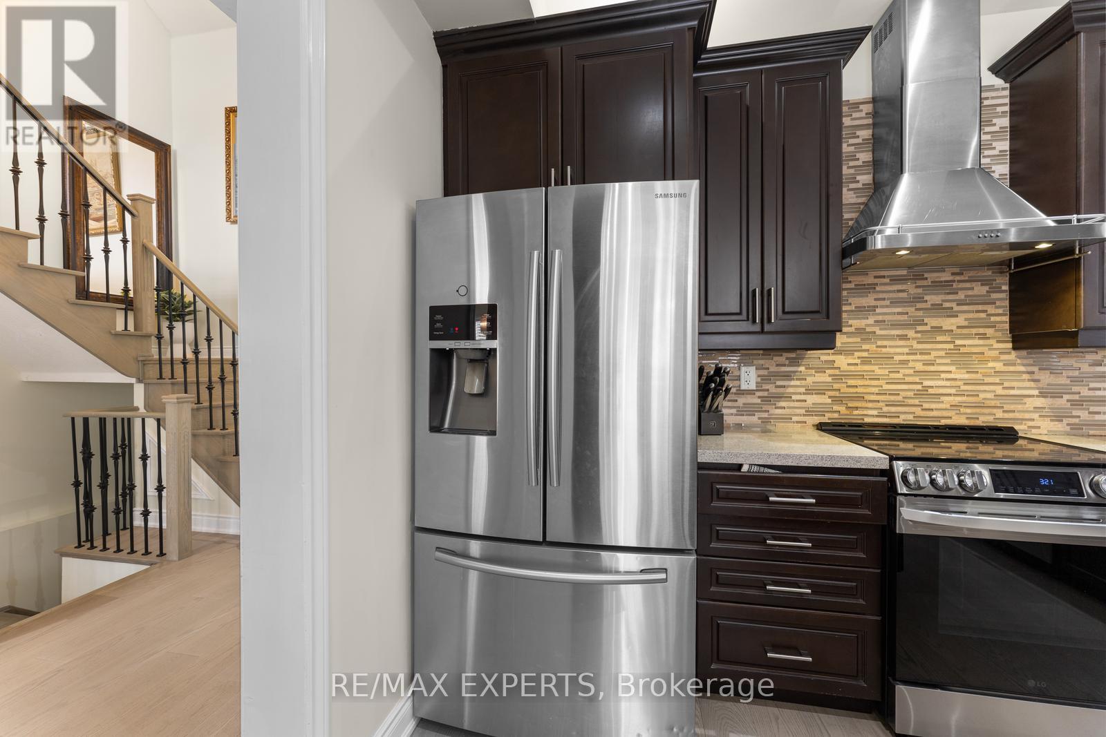 14 Plateau Drive, Brampton, Ontario  L6R 3G5 - Photo 16 - W12483231