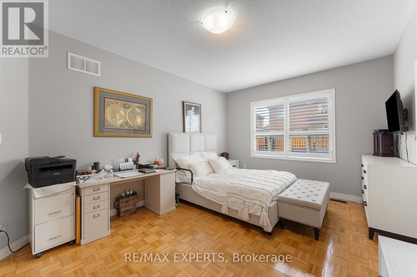 14 Plateau Drive, Brampton, Ontario  L6R 3G5 - Photo 23 - W12483231