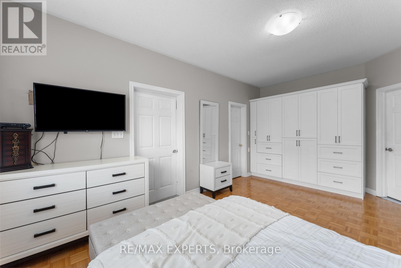 14 Plateau Drive, Brampton, Ontario  L6R 3G5 - Photo 24 - W12483231