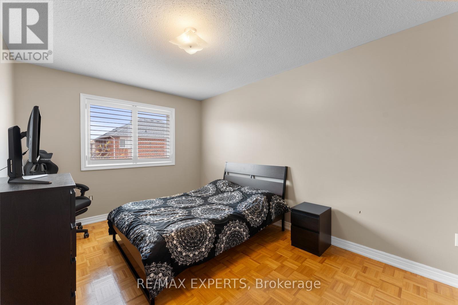 14 Plateau Drive, Brampton, Ontario  L6R 3G5 - Photo 26 - W12483231