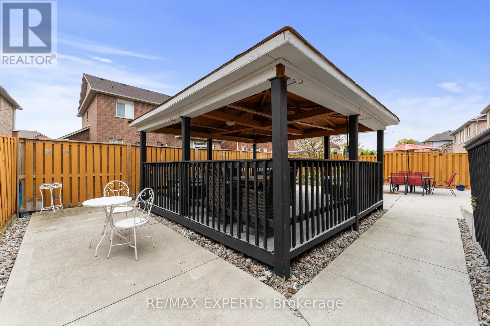 14 Plateau Drive, Brampton, Ontario  L6R 3G5 - Photo 41 - W12483231