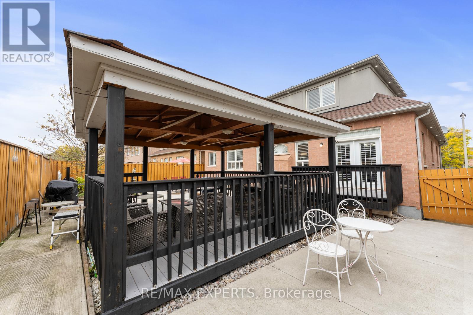 14 Plateau Drive, Brampton, Ontario  L6R 3G5 - Photo 47 - W12483231