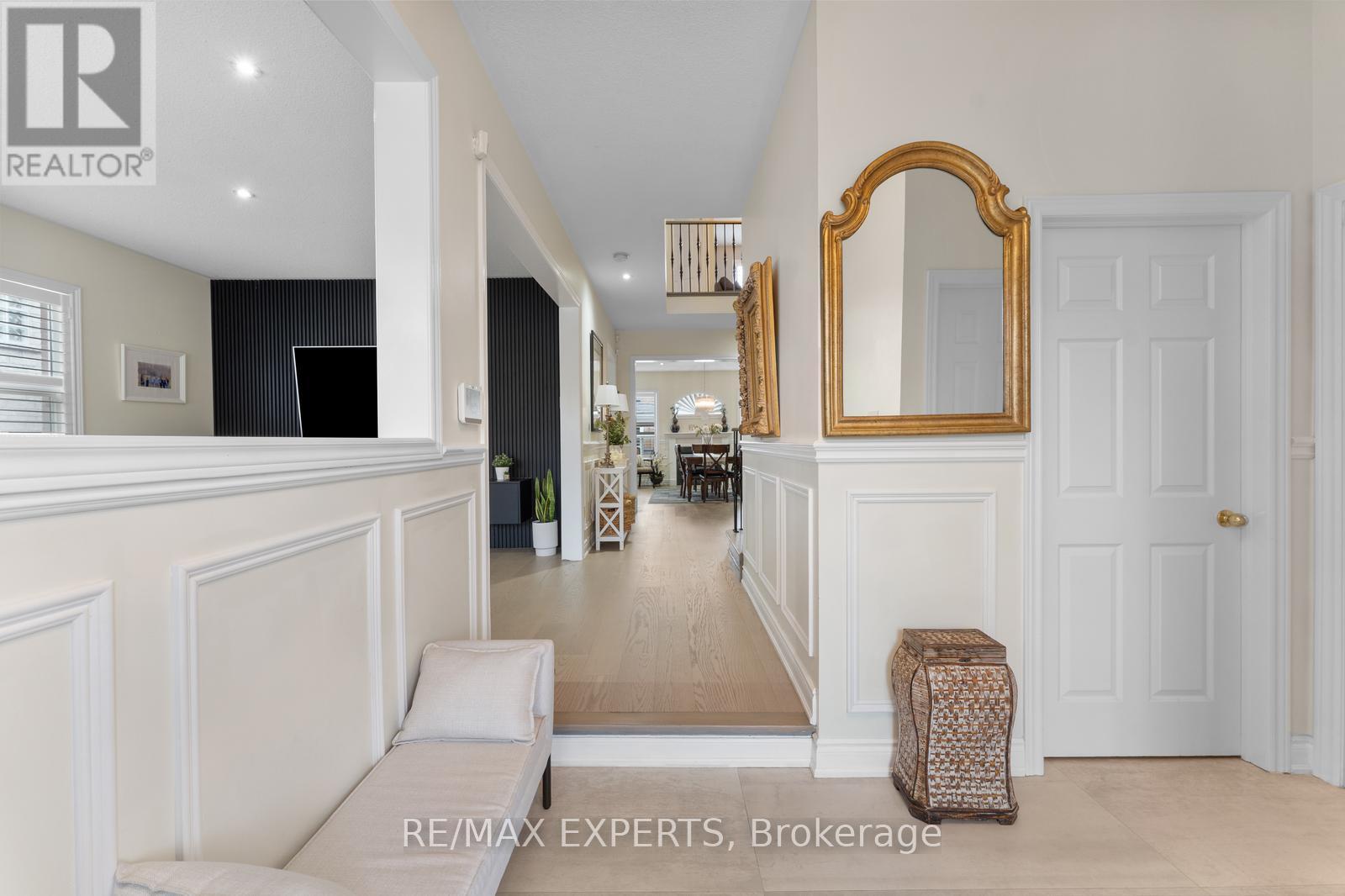 14 Plateau Drive, Brampton, Ontario  L6R 3G5 - Photo 5 - W12483231