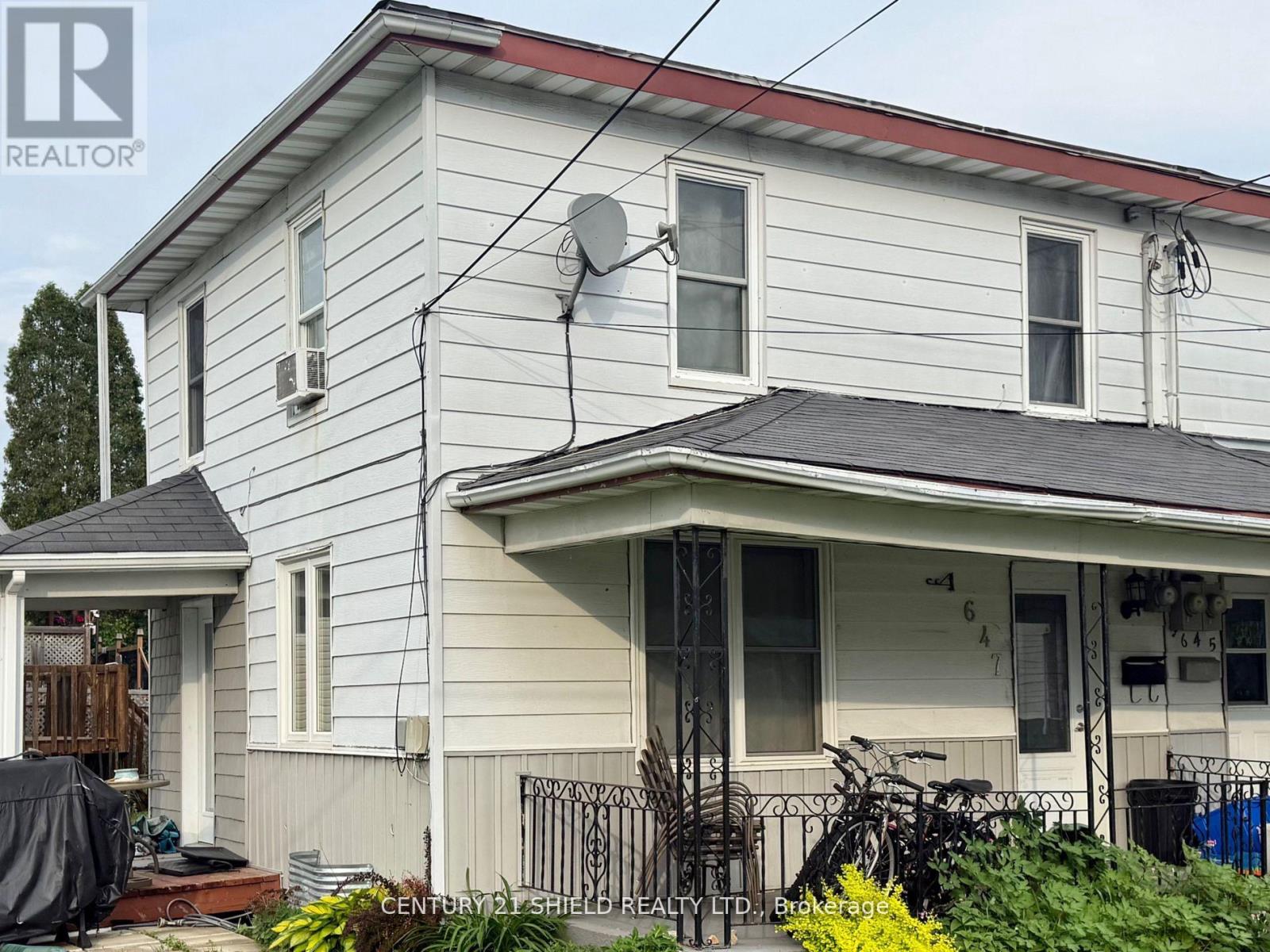 647 Gloucester Street N, Cornwall, Ontario K6H 3X7 - Photo 1 - X12483260