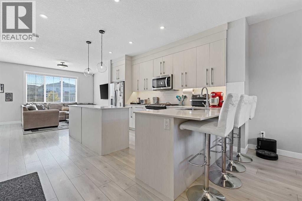 193 Creekside Drive Sw, Calgary, Alberta  T2X 4X7 - Photo 10 - A2258533