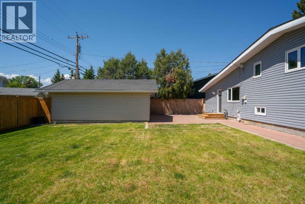 1039 Lake Bonavista Drive Se, Calgary, Alberta  T2J 0N8 - Photo 48 - A2262749