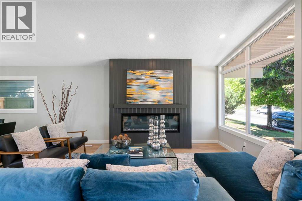 1039 Lake Bonavista Drive Se, Calgary, Alberta  T2J 0N8 - Photo 5 - A2262749