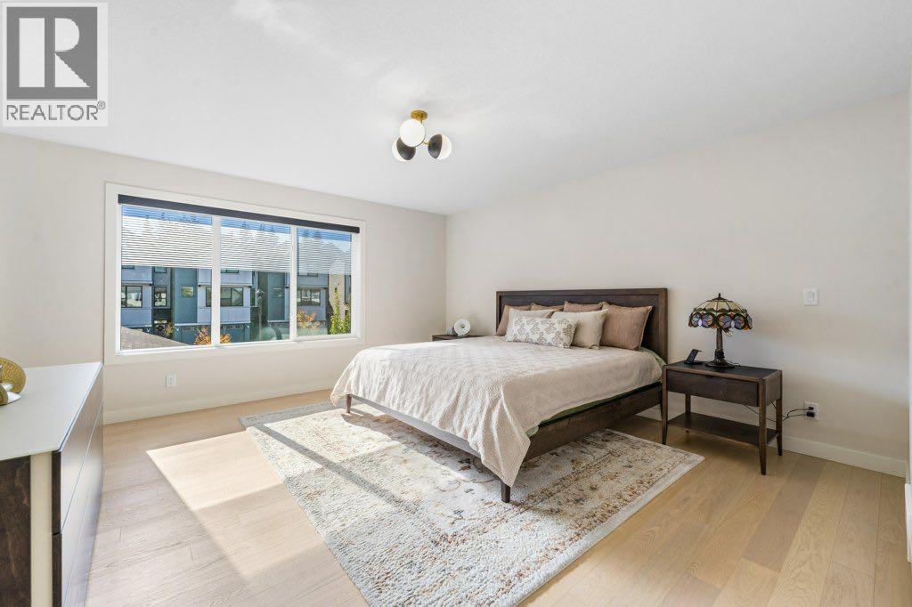 409 Shawnee Boulevard Sw, Calgary, Alberta  T2Y 0T4 - Photo 24 - A2263453