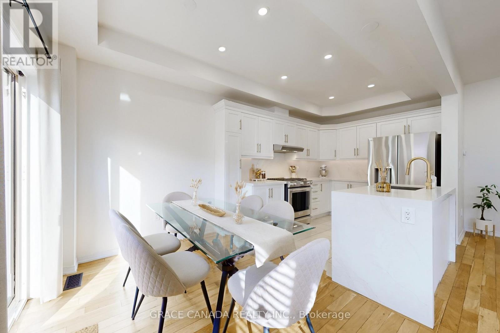 43 Bankfield Crescent, Hamilton, Ontario  L8J 0C1 - Photo 15 - X12483194