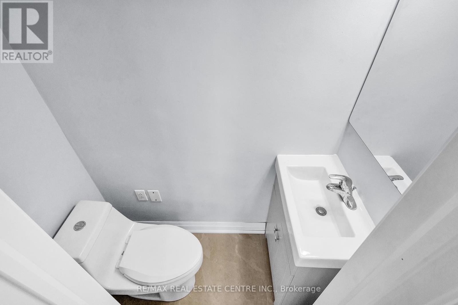 84 Avalon Place, Kitchener, Ontario  N2M 4N7 - Photo 15 - X12483227