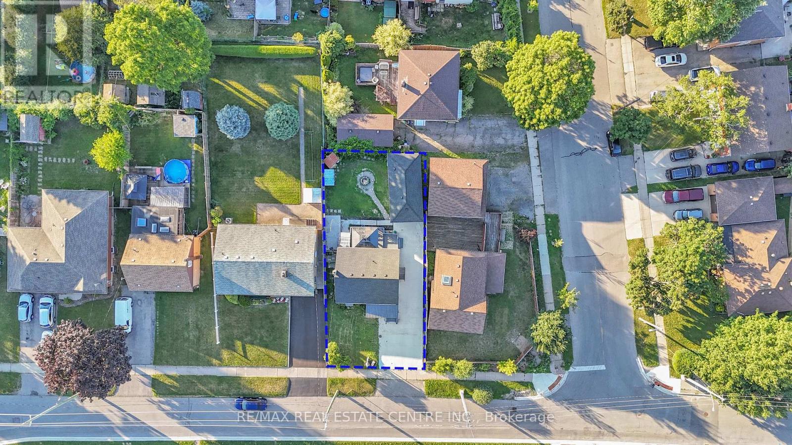 84 Avalon Place, Kitchener, Ontario  N2M 4N7 - Photo 36 - X12483227