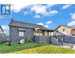 84 AVALON PLACE, Kitchener, Ontario