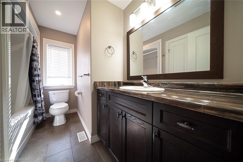 112 Mount Pleasant Street Unit# B, Brantford, Ontario  N3T 1T3 - Photo 18 - 40782337