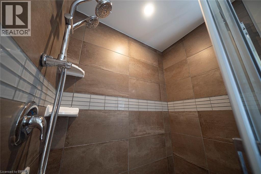 112 Mount Pleasant Street Unit# B, Brantford, Ontario  N3T 1T3 - Photo 22 - 40782337
