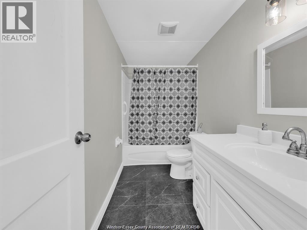 3073 Meadowbrook Lane Unit# 10, Windsor, Ontario  N8T 3C5 - Photo 17 - 25027207