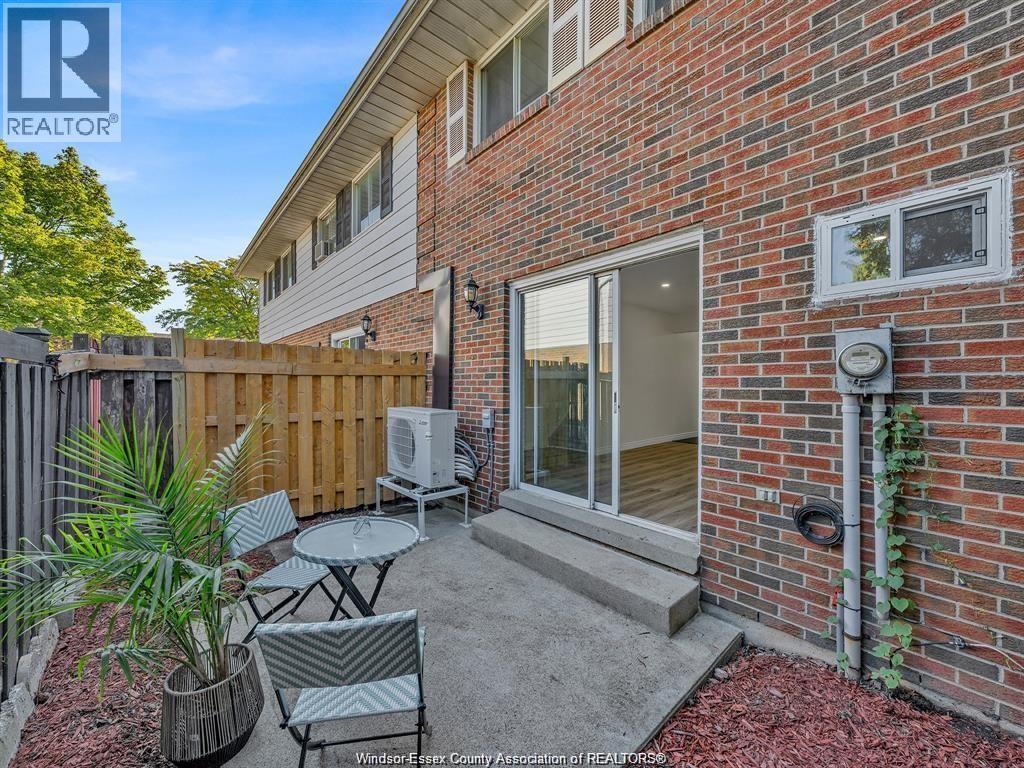 3073 Meadowbrook Lane Unit# 10, Windsor, Ontario  N8T 3C5 - Photo 23 - 25027207