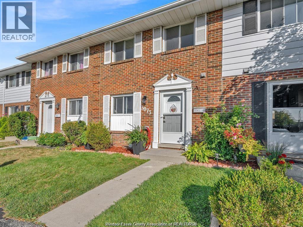 3073 Meadowbrook Lane Unit# 10, Windsor, Ontario  N8T 3C5 - Photo 3 - 25027207