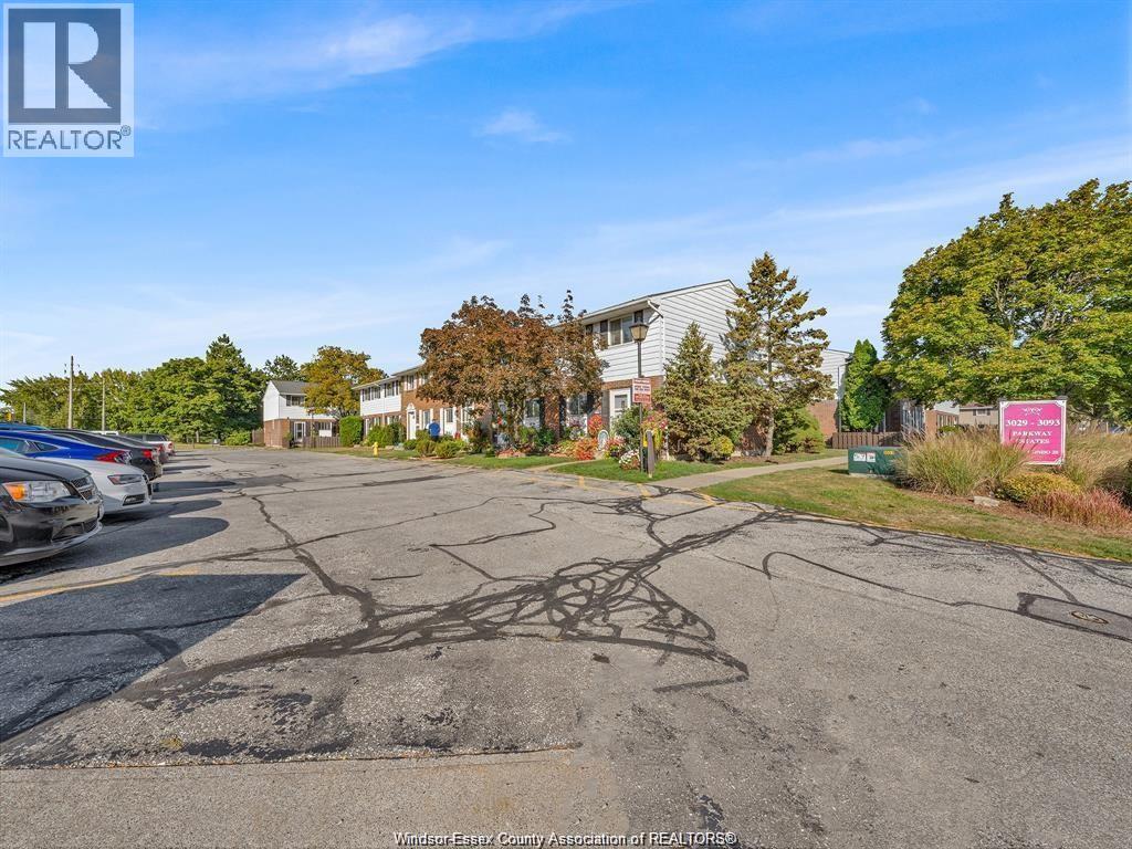 3073 Meadowbrook Lane Unit# 10, Windsor, Ontario  N8T 3C5 - Photo 36 - 25027207