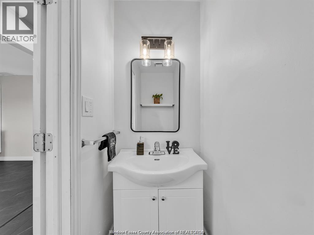 3073 Meadowbrook Lane Unit# 10, Windsor, Ontario  N8T 3C5 - Photo 6 - 25027207