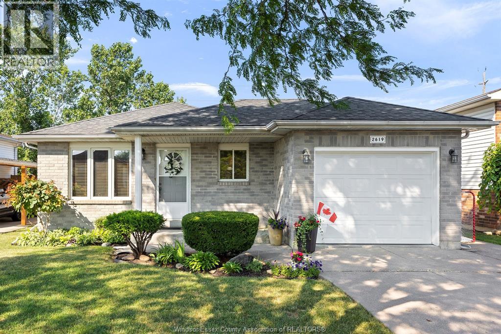 2619 GEM AVENUE, Windsor, Ontario