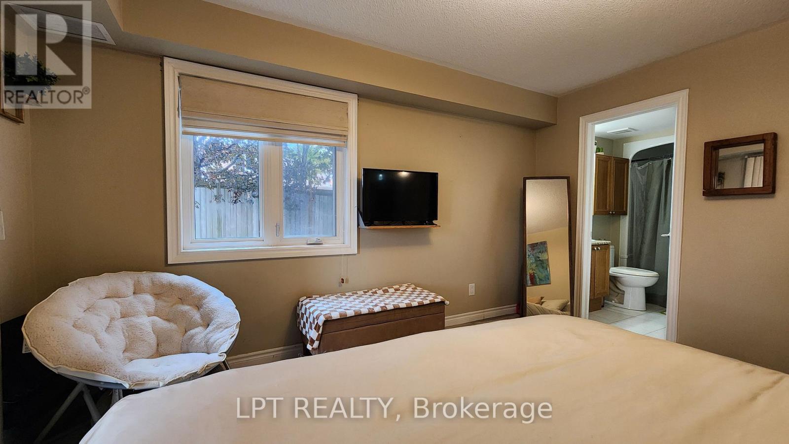 110 - 500 Mapleview Drive W, Barrie, Ontario  L4N 6C3 - Photo 13 - S12482965