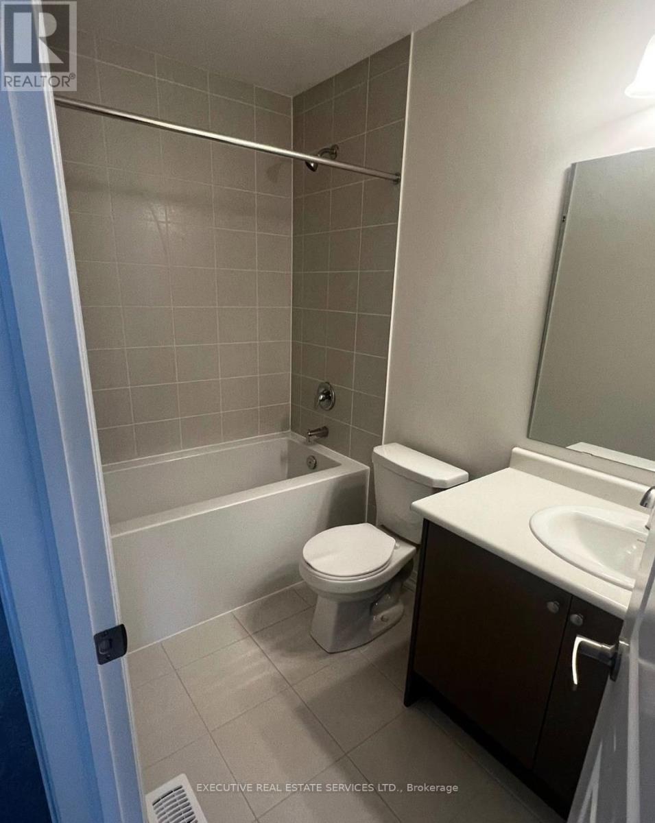 16 - 15 Blacklock Street, Cambridge, Ontario  N1S 0E6 - Photo 7 - X12483088