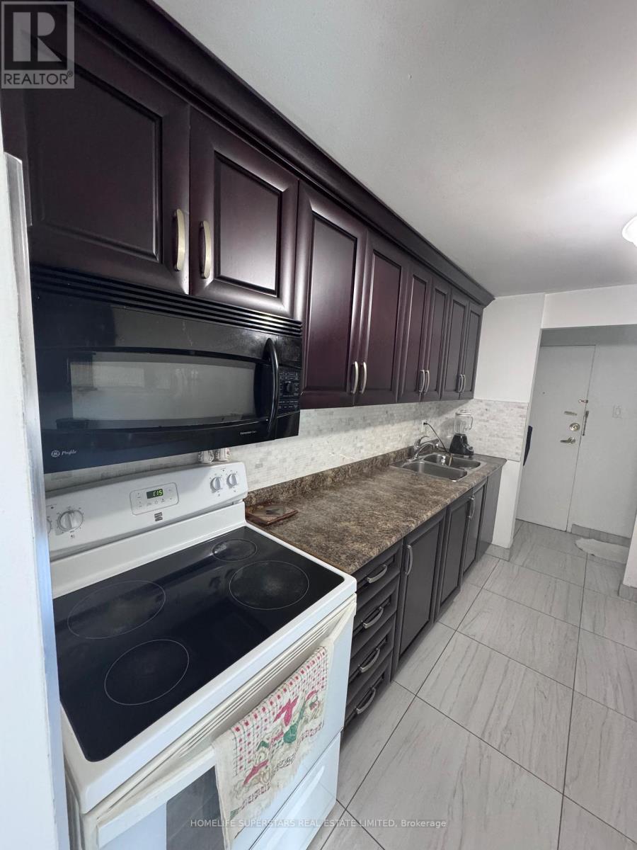 202 - 1445 Wilson Avenue, Toronto, Ontario  M3M 1J5 - Photo 4 - W12482818